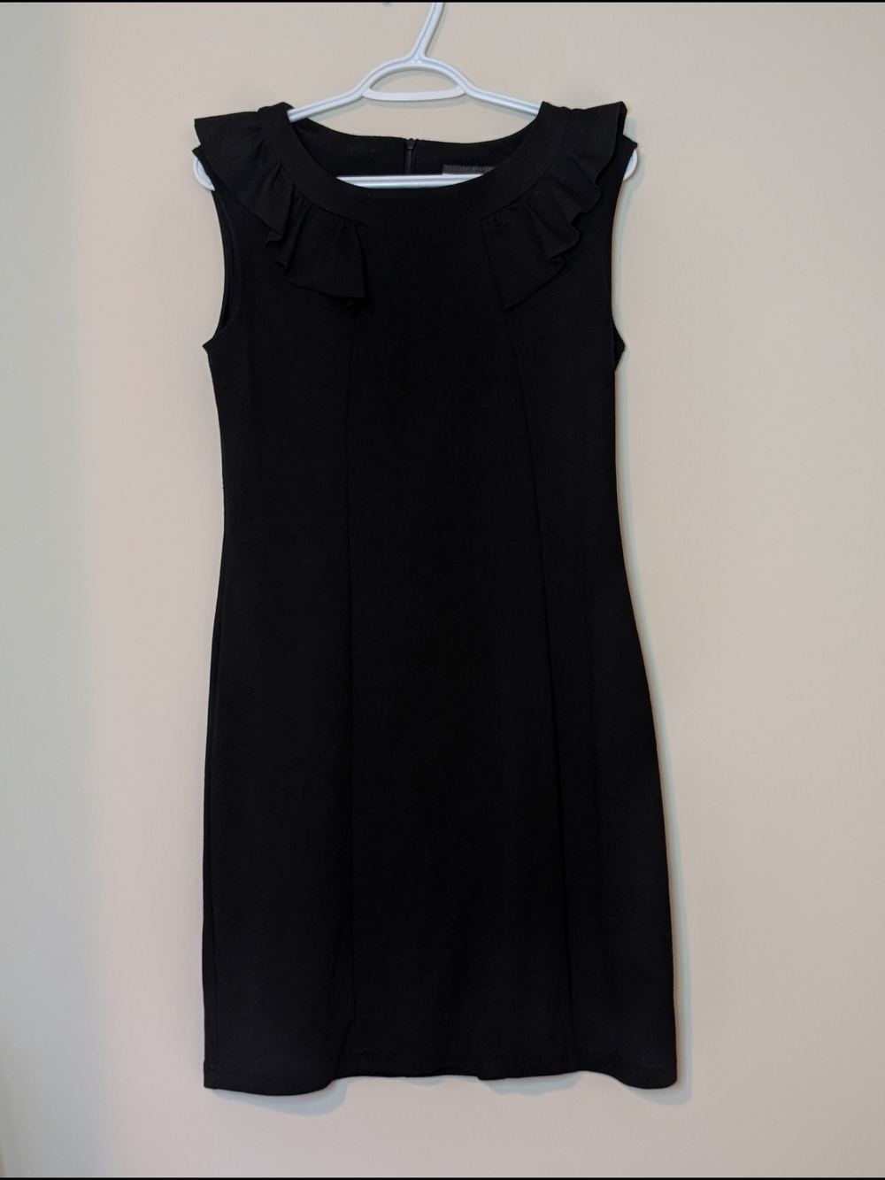 Lori Michaels Black Sleeveless Ruffle-Neck Mini Dress, Size Medium
